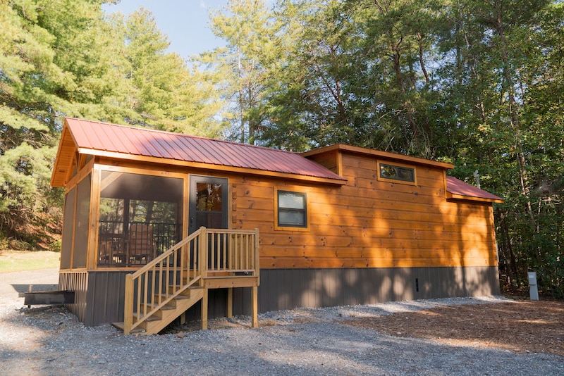 Sycamore Loft Cabin-1